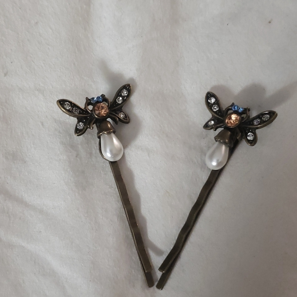 Pearl butterflies bobby pins